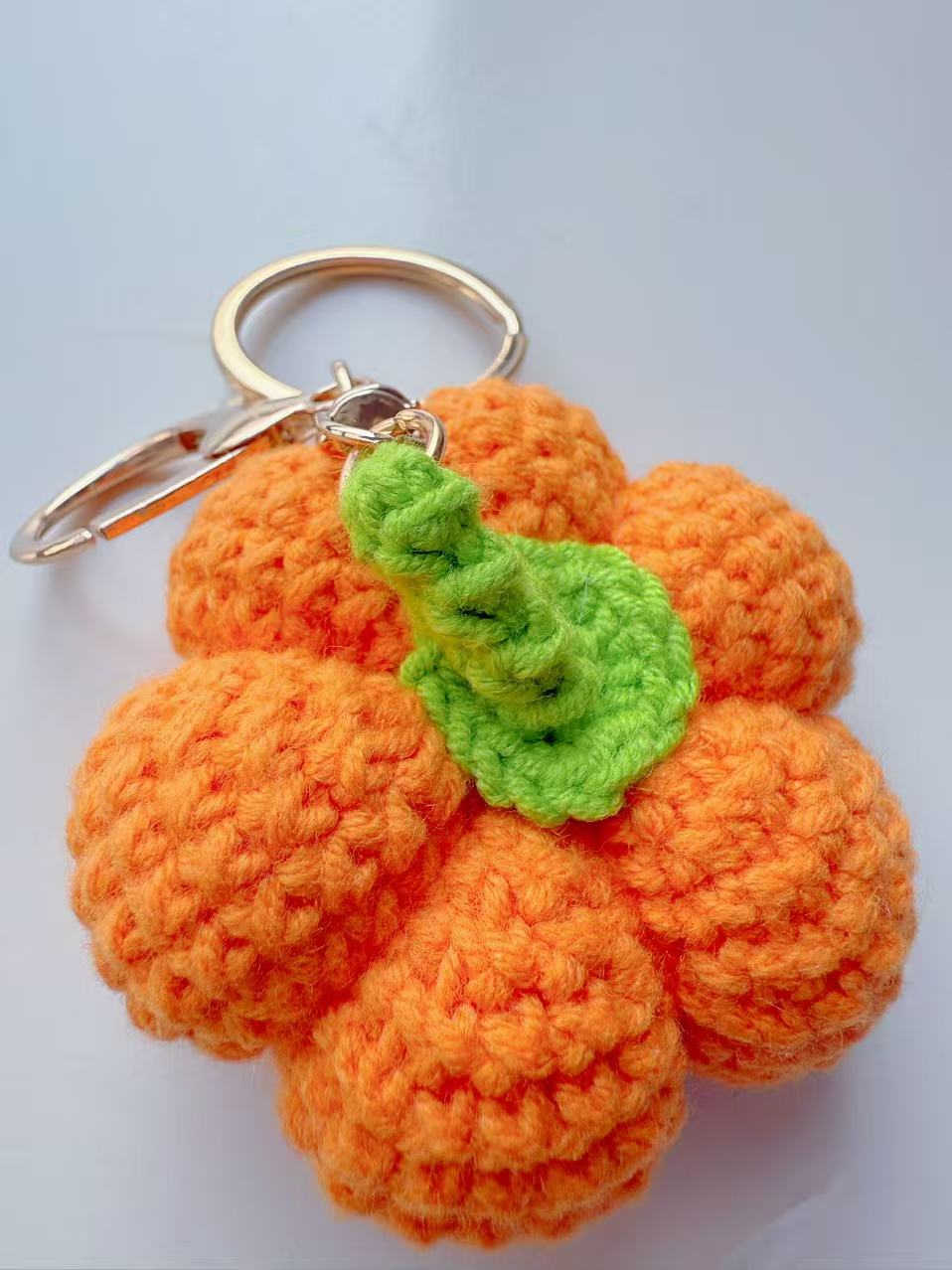 SENSE RIOT Crochet Pumpkin Keychain, Handmade Knit Bag Charm, Autumn Fall Accessory