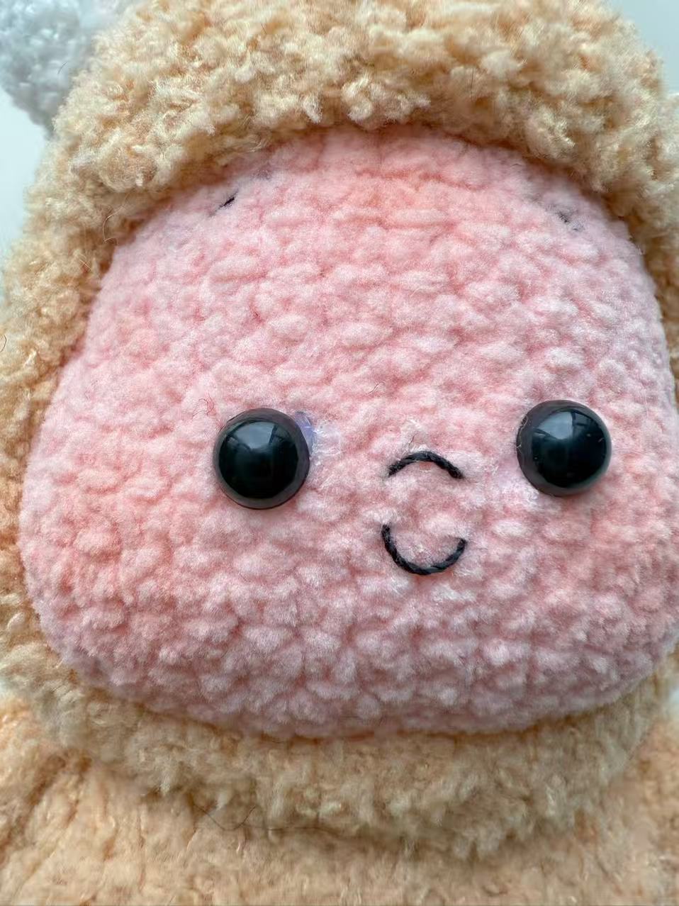 Kawaii Fluffy Crochet Bag Charm, Cute Amigurumi Doll Keychain, Handmade Plush Pendant, Backpack Accessory Gift for Her
