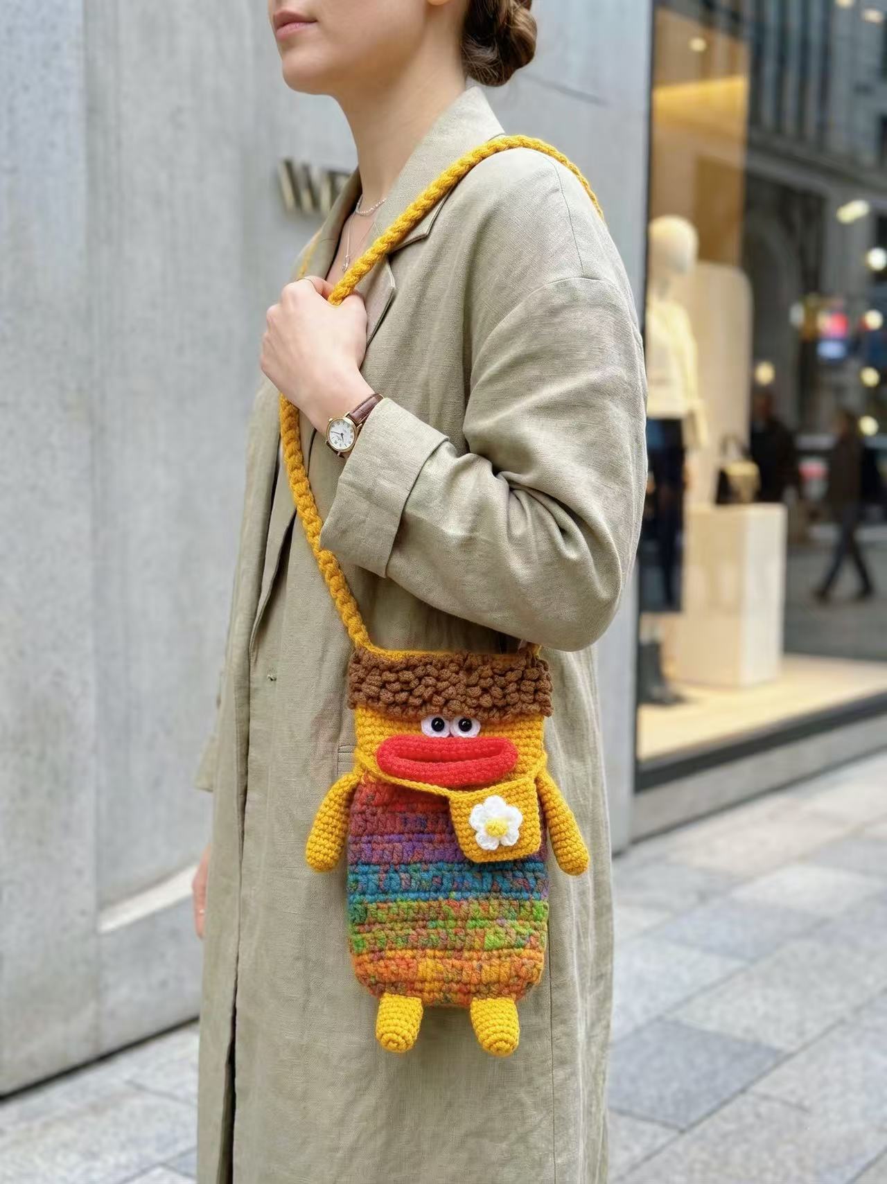 Handmade Crochet "Big Lips" Phone Crossbody Bag - Quirky Y2K Aesthetic Mini Purse, Funny Amigurumi Shoulder Bag for Women, Unique Crochet Gift