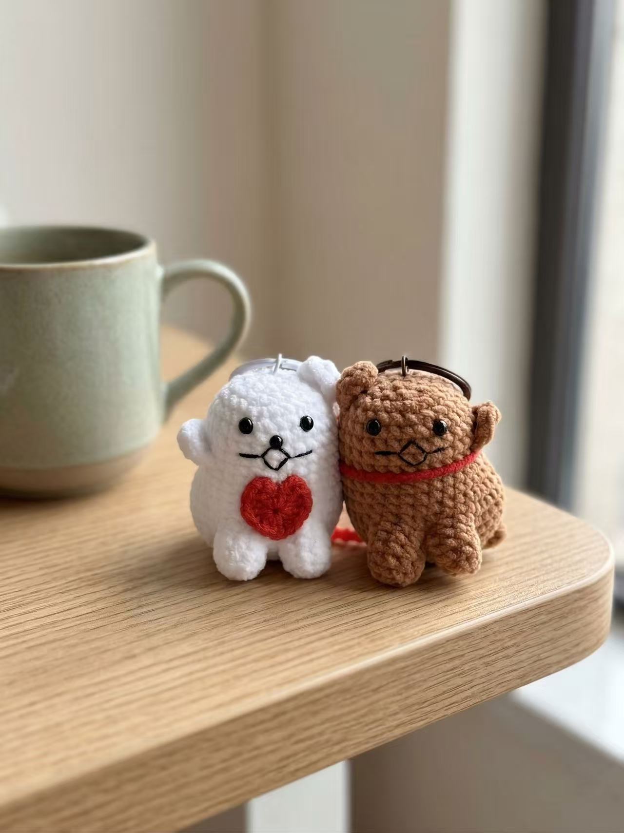 Magnetic Best Friend Crochet Plush Keychain - Cute Couple Cat & Dog Amigurumi Bag Charm - Handmade Anniversary Gift for Lovers, BFF Gift Set