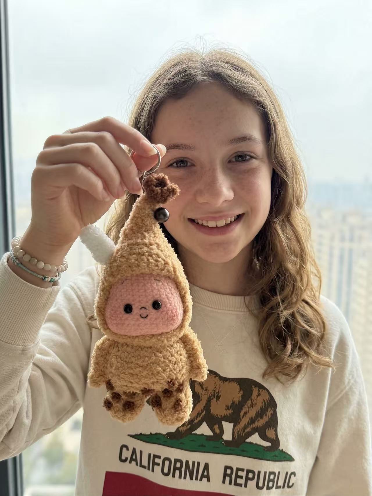 Kawaii Fluffy Crochet Bag Charm, Cute Amigurumi Doll Keychain, Handmade Plush Pendant, Backpack Accessory Gift for Her